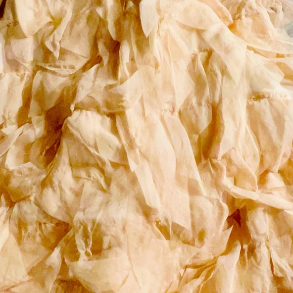 Jouvana London beige feathered dress (8) - Picture 11 of 16